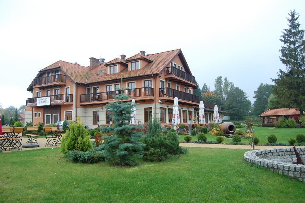 Hotel Sloneczny Brzeg Biskupiec  Eksteriør billede
