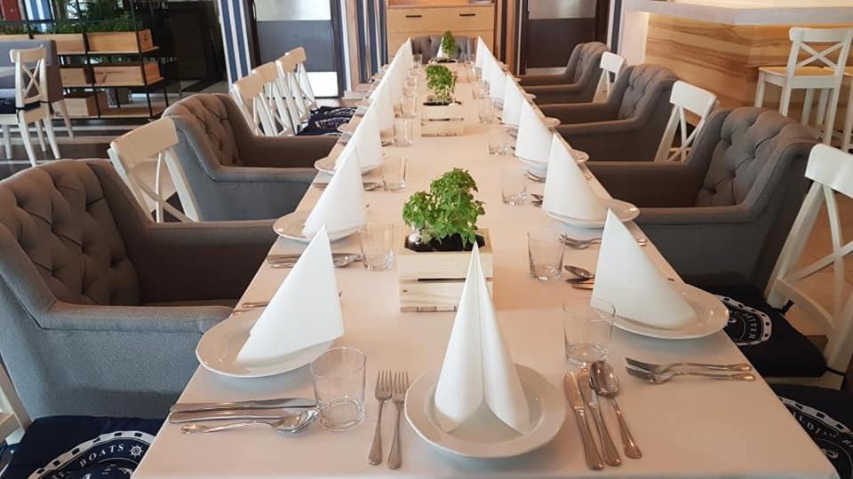 Hotel Sloneczny Brzeg Biskupiec  Eksteriør billede